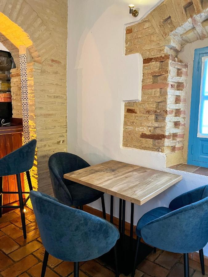 Hostal Servilia Кармона Экстерьер фото