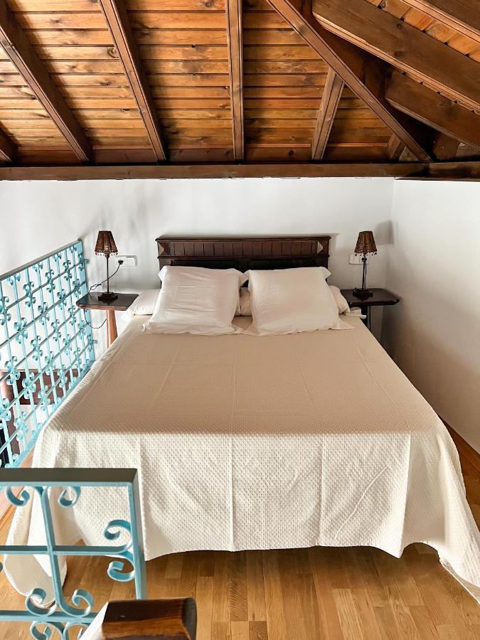 Hostal Servilia Кармона Экстерьер фото