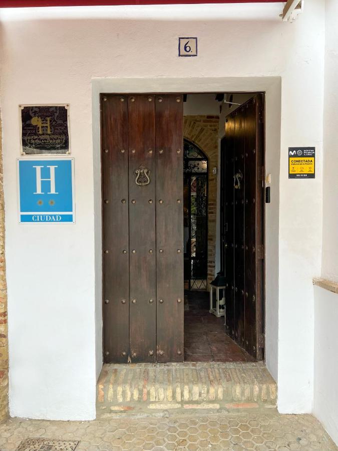 Hostal Servilia Кармона Экстерьер фото